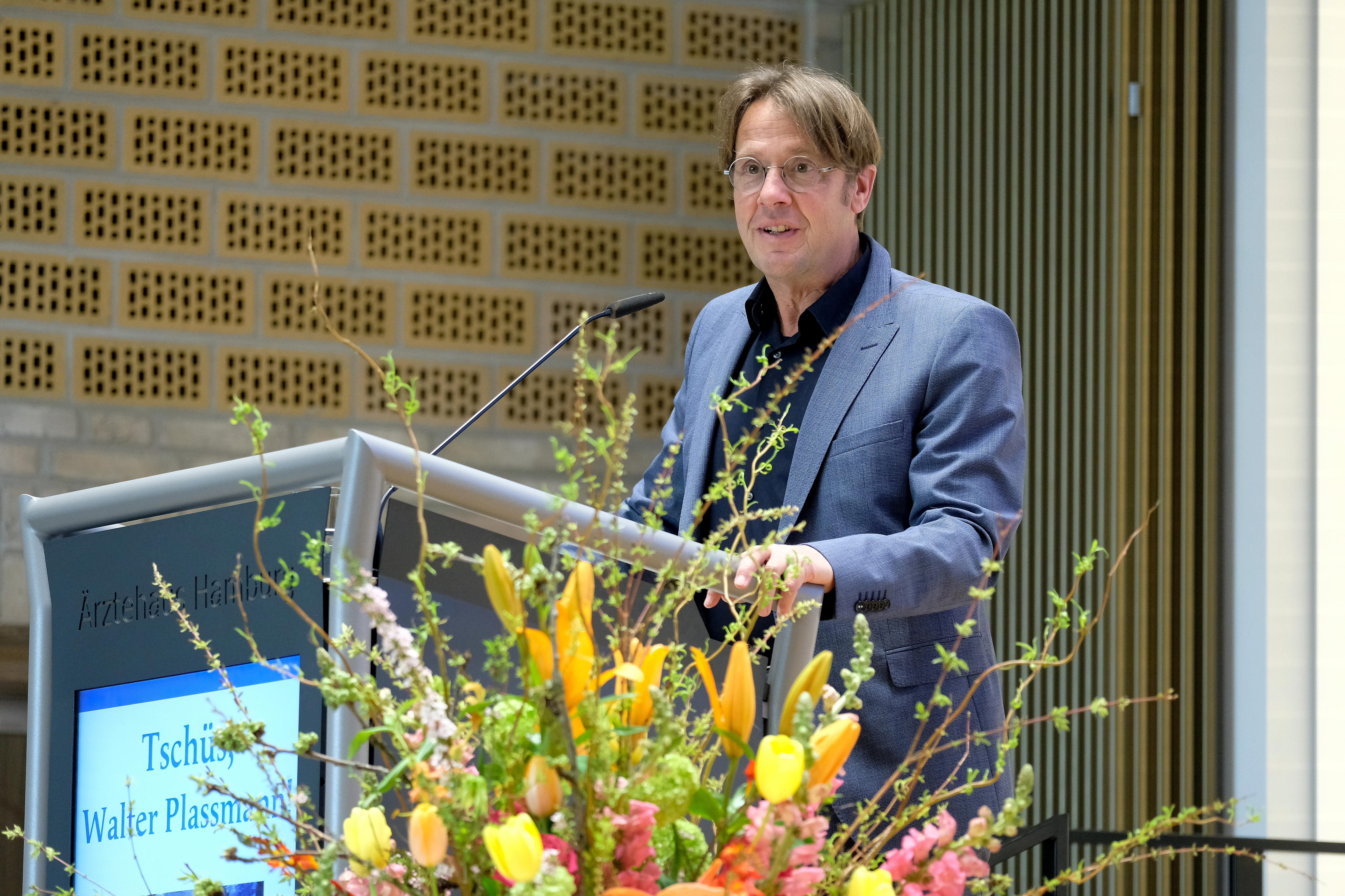 Dr. Christoph Quarch während seines Festvortrags